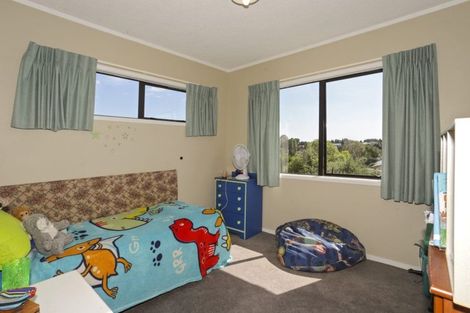 Photo of property in 10a Te Arawa Place, Welcome Bay, Tauranga, 3112