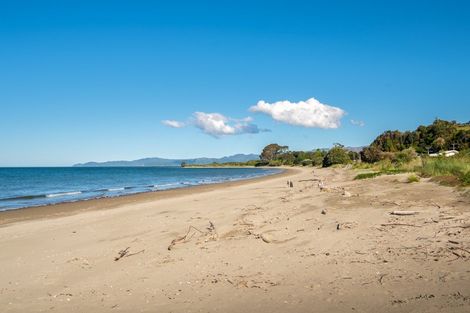 Photo of property in 266 Patons Rock Road, Patons Rock, Takaka, 7182