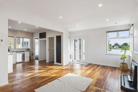 Photo of property in 75 Raumati Road, Raumati Beach, Paraparaumu, 5032