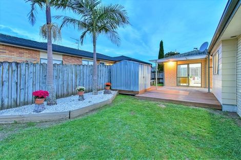 Photo of property in 41 Robin Brooke Drive, Flat Bush, Auckland, 2019