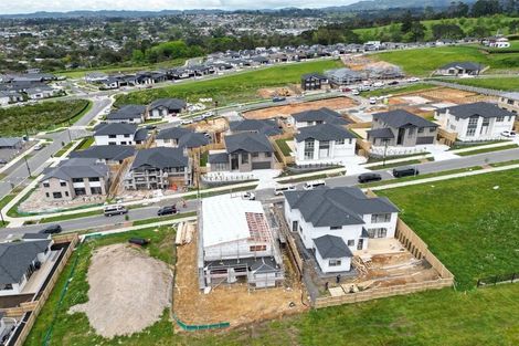 Photo of property in 16 Lumber Rise, Swanson, Auckland, 0614