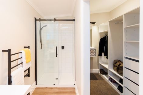 Photo of property in 10 Stewart Street, Marton, 4710