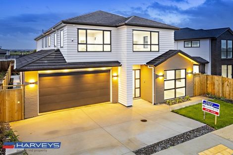 Photo of property in 4 Rauaruhe Road, Karaka, Papakura, 2113