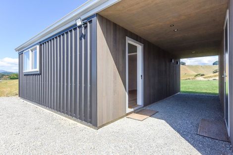 Photo of property in 70 Jeffries Road, Brightwater, 7091