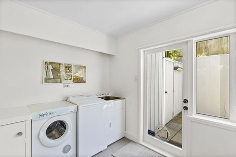 Photo of property in 21 Kabul Street, Khandallah, Wellington, 6035