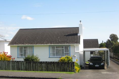 Photo of property in 1/59 Wallath Road, Westown, New Plymouth, 4310