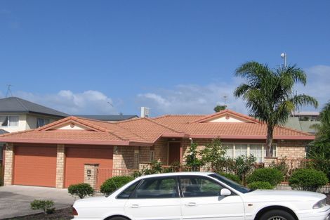 Photo of property in 9 Millstream Drive, Henderson, Auckland, 0610