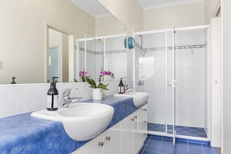 Photo of property in 20 Quarter Deck Lane, Gulf Harbour, Whangaparaoa, 0930