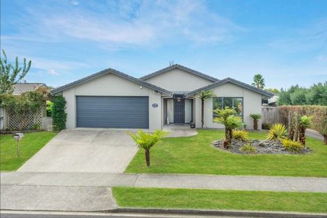 Photo of property in 5 Cranbrook Place, Rototuna North, Hamilton, 3210