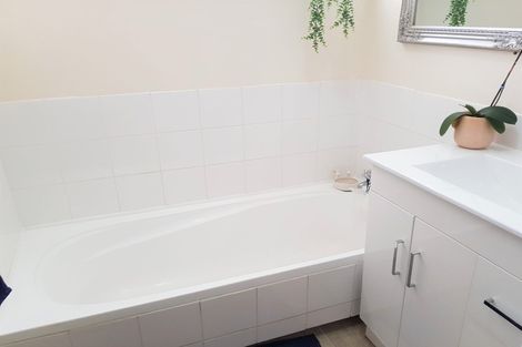 Photo of property in 78 Ruapehu Street, Paraparaumu, 5032