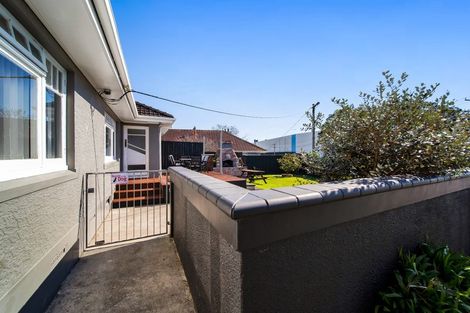 Photo of property in 39a Breakwater Road, Moturoa, New Plymouth, 4310