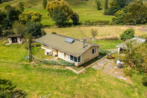 Photo of property in 1682 Ohura Road, Douglas, Stratford, 4392