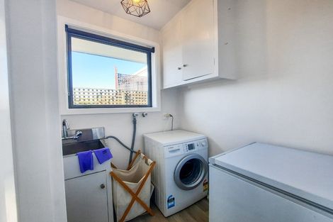 Photo of property in 22 Rosedale Place, Avonhead, Christchurch, 8042