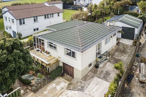 Photo of property in 42 Herewini Street, Titahi Bay, Porirua, 5022