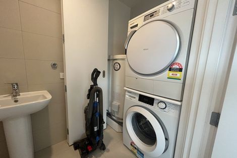 Photo of property in 105/6 Waikumete Road, Glen Eden, Auckland, 0602