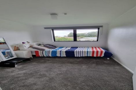 Photo of property in 3a Rosehill Drive, Rosehill, Papakura, 2113