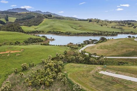 Photo of property in 9 Waipatukahu Lane, Raglan, 3225