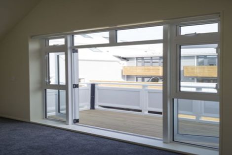 Photo of property in Pirie Street Townhouses, 18/35 Pirie Street, Mount Victoria, Wellington, 6011