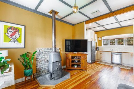 Photo of property in 61a Woodside Road, Massey, Auckland, 0614