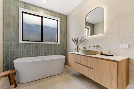 Photo of property in 67a Sandpiper Avenue, Point Wells, 0986