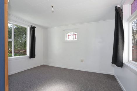 Photo of property in 46 Bridge Street, Bulls, 4818