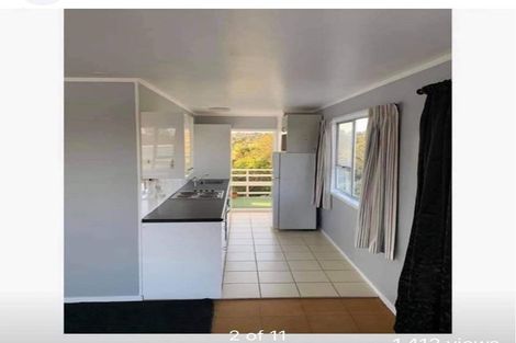 Photo of property in 2/65 Cliff View Drive, Green Bay, Auckland, 0604
