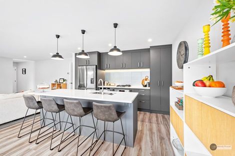 Photo of property in 11 Castletown Street, Wallaceville, Upper Hutt, 5018