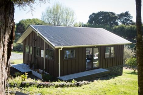 Photo of property in 54 Puriri Glade, Maungaturoto, 0588