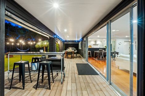 Photo of property in 875 Hibiscus Coast Highway, Waiwera, Orewa, 0994