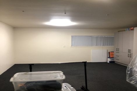 Photo of property in 2/66 Buscomb Avenue, Henderson, Auckland, 0610