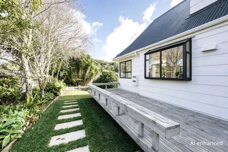 Photo of property in 2 Glendawn Place, Bayview, Auckland, 0629