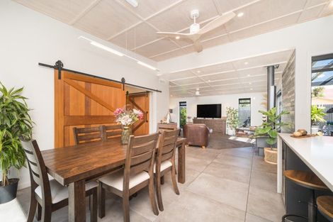 Photo of property in 44 Limbrick Street, Terrace End, Palmerston North, 4410