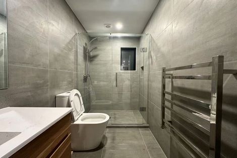 Photo of property in 15 Holiday Road, Stanmore Bay, Whangaparaoa, 0932