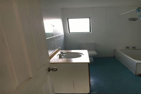 Photo of property in 16 Metcalfe Road, Ranui, Auckland, 0612