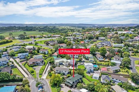 Photo of property in 19 Peterhouse Place, West Harbour, Auckland, 0618