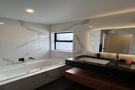 Photo of property in 3 Wyon Way, Flat Bush, Auckland, 2016