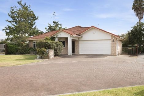 Photo of property in 37 Tomika Crescent, Papamoa Beach, Papamoa, 3118