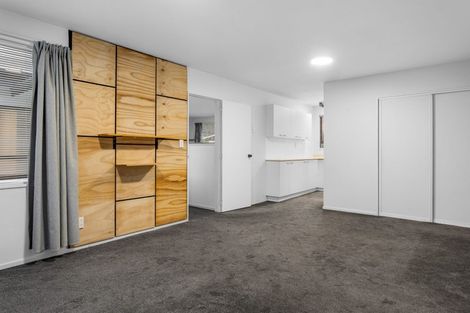 Photo of property in 69 Coopers Road, Dallington, Christchurch, 8061