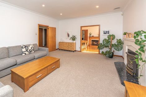 Photo of property in 9 Tregarth Street, Saint Johns Hill, Whanganui, 4501