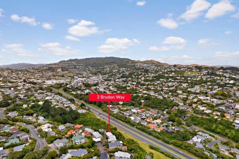 Photo of property in 3 Brydon Way, Paparangi, Wellington, 6037