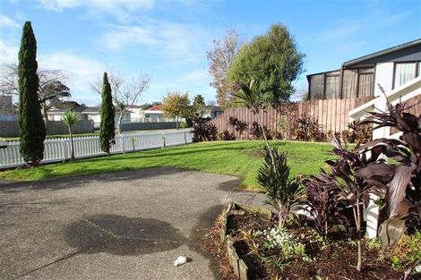 Photo of property in 77 Boundary Road, Clover Park, Auckland, 2019