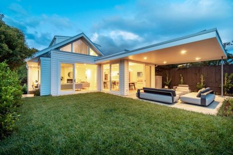 Photo of property in 12 Stanmore Road, Grey Lynn, Auckland, 1021