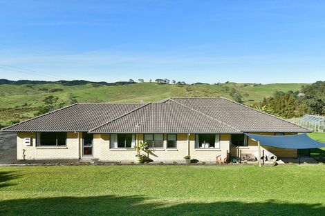 Photo of property in 128 Spur Road, Stillwater, Silverdale, 0993