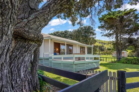 Photo of property in 97 Mahinepua Road, Kaeo, 0478