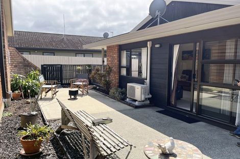 Photo of property in 16 North Street, Woodhill, Whangarei, 0110