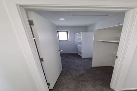 Photo of property in 64e Buscomb Avenue, Henderson, Auckland, 0610