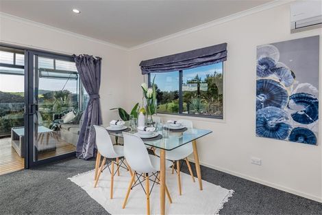 Photo of property in 9 Waterview Place, Haruru, 0204