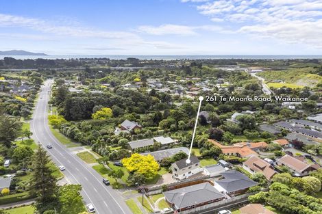 Photo of property in 261 Te Moana Road, Waikanae, 5036