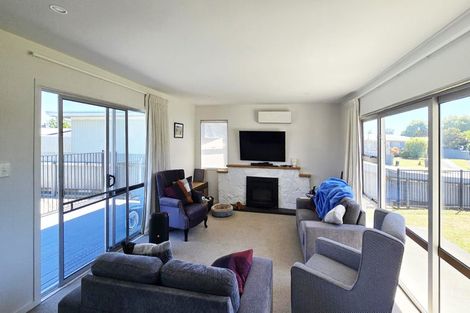 Photo of property in 47 Norwich Crescent, Tamatea, Napier, 4112