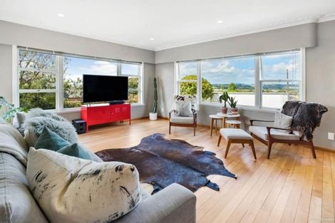 Photo of property in 283 Wellington Street, Pukekohe, 2120